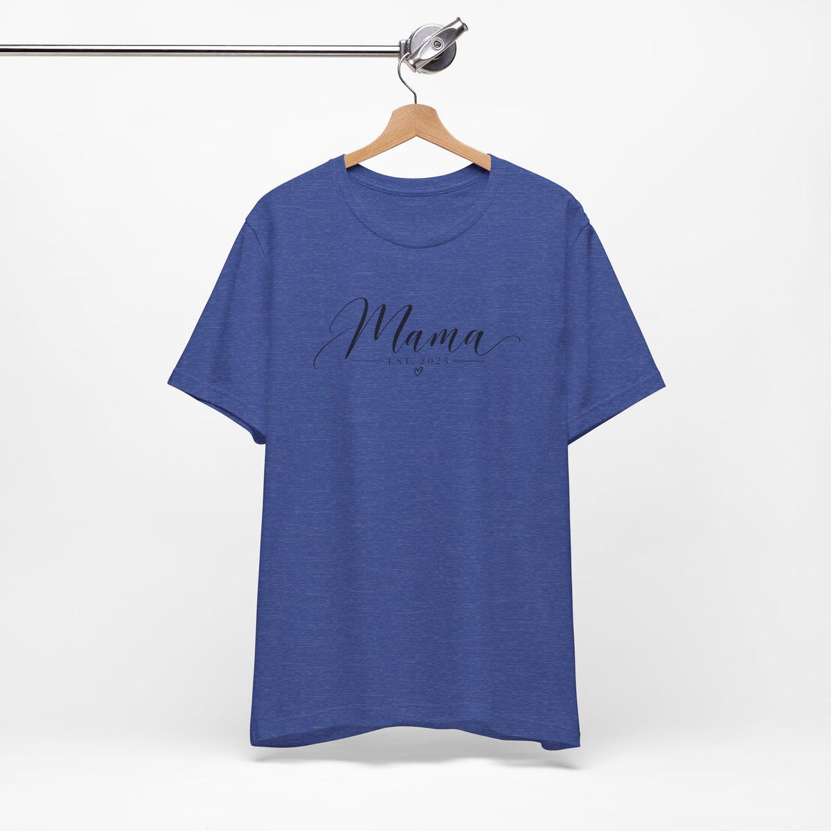Mama Est. 2025 T-Shirt — Elegant Script Mama Tee