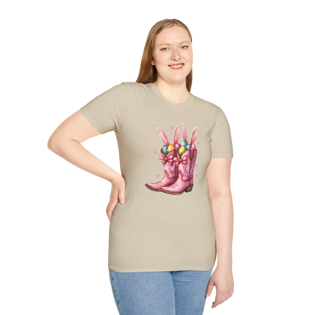 Boots- Unisex Softstyle T-Shirt